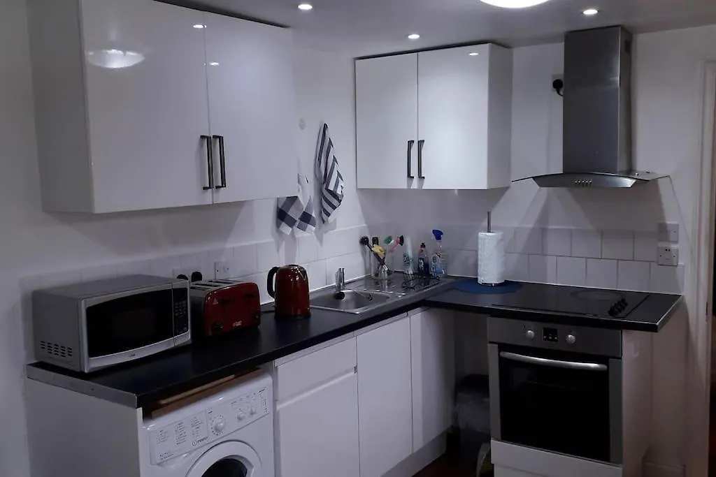 Apartment Cosy London Holiday Home